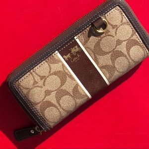 Coach wallet